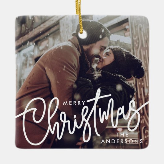 Moderne foto Vrolijk kerstscript Trendy paar Keramisch Ornament (Voorkant)