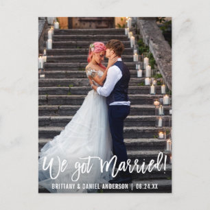 Moderne foto we hebben een gehuwd penseelscript briefkaart