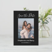 Moderne Foto Zwart Save The Date (Staand voorkant)