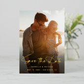 Moderne foto Zwart Wit Save the Date Gold Folie Uitnodiging (Staand Voorkant)