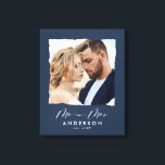 Moderne fotobruiloft op maat van Mr en Mrs. Canvas Afdruk<br><div class="desc">Moderne eenvoudige gescheurde randen marineblauwe foto Mr. en Mrs. bruiloft gepersonaliseerd in geschenk.</div>