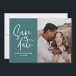 Moderne fotografische bloemige trouwkaart om de da save the date<br><div class="desc">Moderne fotografische bloemige trouwkaart om de datum te reserveren. In paars,  roze,  bruin,  groen en turquoise. Moderne interpretatie van een rustieke bruiloft met handgeschreven lettertype.</div>