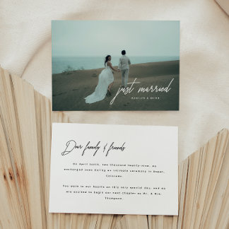 Moderne fotoscript 'Just Married' bruiloft Aankondiging
