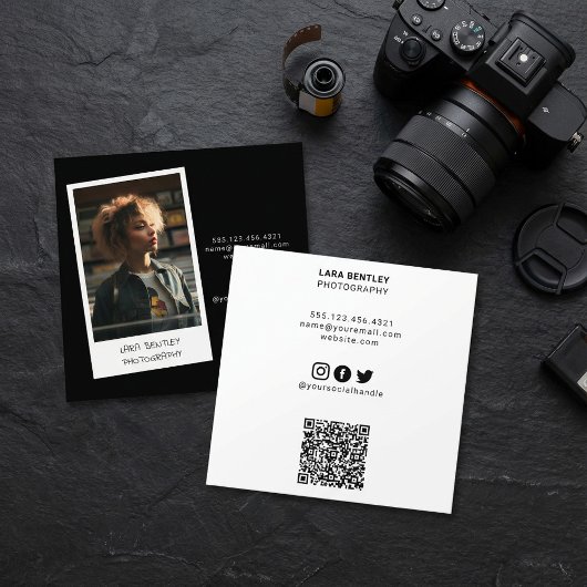 Moderne fotostylist social media met QR code Vierkante Visitekaartje