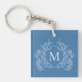 Moderne Franse Blauwe Bloemenkam Monogram Sleutelhanger (Voorkant)