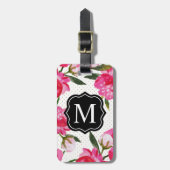 Moderne Fuchsia Bloemige Trouwhoofdletter Bagagelabel (Voorkant verticaal)