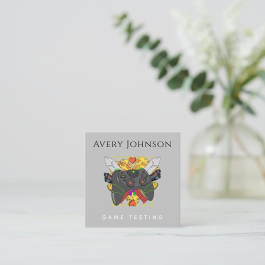 Moderne game-testende gamer Trendy Graphics Cool Vierkante Visitekaartje (Staand voorkant)