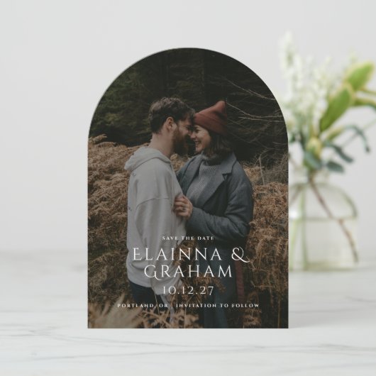 Moderne Gebogen Trouwfoto Bewaar de Datum Kaart (Staand voorkant)