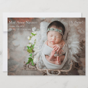 Moderne geboorteaankondiging met babyfoto feestdagenkaart