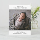 Moderne geboorteaankondiging van de fotojongen kaart (Staand voorkant)