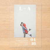 Moderne, gedurfde, minimalistische initialen fotob acryl uitnodigingen (Voorkant)