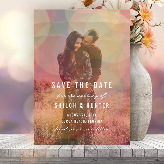 Moderne gekleurde Bokeh overlay foto bruiloft Save The Date