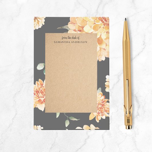 Moderne gele bloemen en speciale Kraft-cadeautjes Post-it® Notes