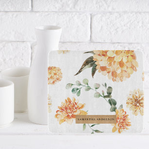 Moderne gele bloemen en speciale Kraft-cadeautjes Snijplank