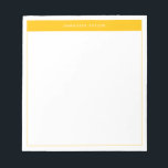Moderne gele eenvoudige randnaam notitieblok<br><div class="desc">Moderne,  minimalistische laptop met naam. Dit eenvoudige ontwerp is voorzien van jouw naam bovenaan,  voorzien van een helder geel kleurenblok en een delicaat lijst.</div>