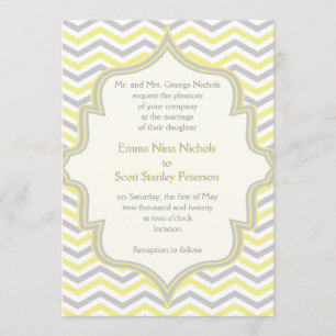 Moderne gele grijze chevron zigzag bruiloft kaart