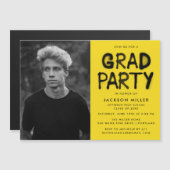 Moderne Gele Spuitverf Foto Graduation Party Magnetische Uitnodiging (Voorkant / Achterkant)