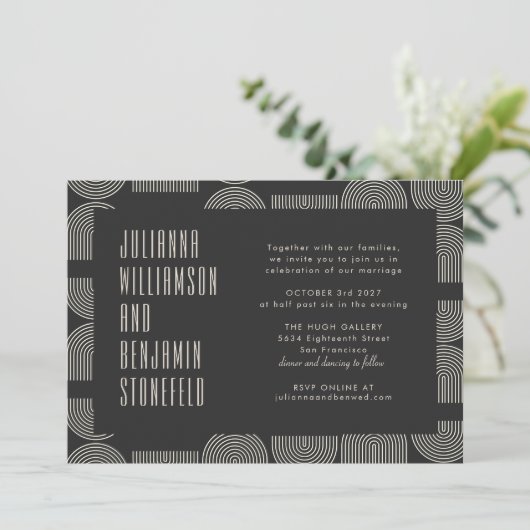 Moderne Geometric Black Arch Lines Wedding Website Kaart (Staand voorkant)