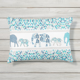 Moderne geometrische driehoek strand glazen patroo buitenkussen