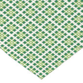 Moderne geometrische groene bosvierkanten patroon korte tafelloper (Hoek)