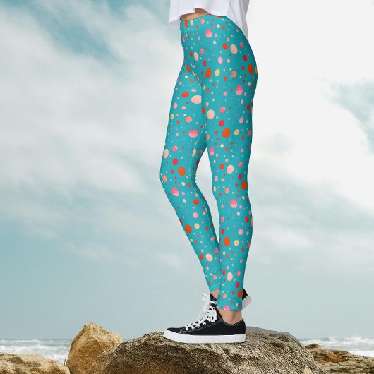 Moderne geometrische kleurrijke cirkels op turquoi leggings