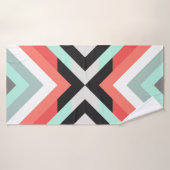 Moderne Geometrische Munt Coral White Design Badhanddoek (Badhanddoek)