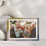 Moderne geometrische pastel Chanoeka familie foto Feestdagenkaart<br><div class="desc">Vier Chanoeka met deze stijlvolle familiefotokaart omlijst in zachte pastelkleurblokken van mauve,  goud en leisteen. De strakke lay-out bevat uw aangepaste begroeting en familienaam onder de foto,  in een modern schreefloos lettertype. Een frisse,  elegante manier om warme wensen te sturen tijdens het lichtseizoen.</div>
