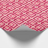 Moderne geometrische vierkantjes, koraalroze en ro cadeaupapier (Hoek)