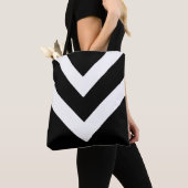 Moderne geometrische vorm in zwarte en witte Canva Tote Bag (Dichtbij)