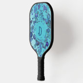Moderne geometrische vormen met monogram in blauw pickleball paddle (Links)