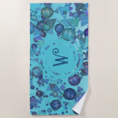 Moderne geometrische vormen met monogram in blauw strandlaken (Voorkant)