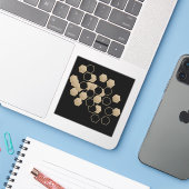 Moderne geometrische zeshoek zwart en gouden feest sticker (Laptop met iPhone)