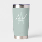 Moderne gepersonaliseerde bruidsmeisje monogram en geïsoleerde drinkbeker (Links)