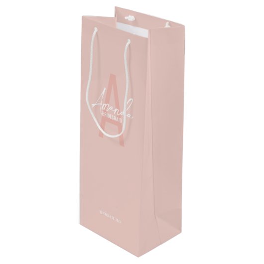 Moderne gepersonaliseerde bruidsmeisje monogram en wijn cadeautas (Voorkant Gekanteld)