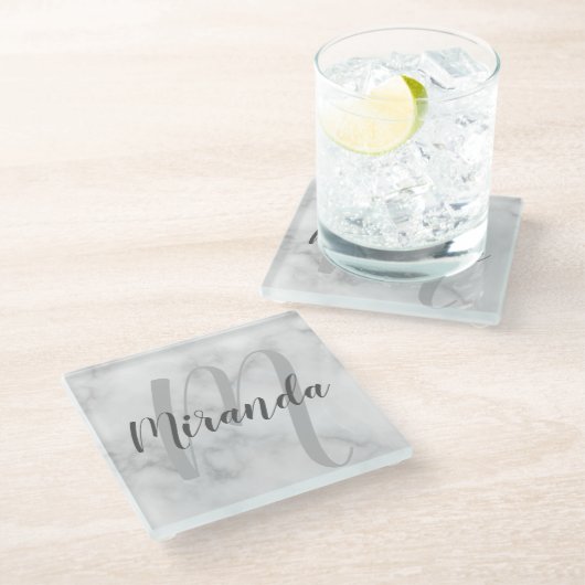 Moderne gepersonaliseerde monogram en naam wit mar glazen onderzetter (Schuin)