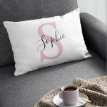 Moderne gepersonaliseerde naam Monogram roze Accent Kussen<br><div class="desc">Moderne gepersonaliseerde naam Monogram roze</div>