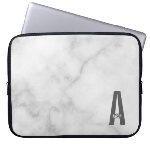 Moderne gepersonaliseerde vette monogram en naam laptop sleeve