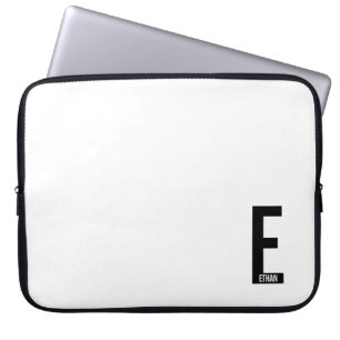 Moderne gepersonaliseerde vette monogram en naam laptop sleeve