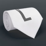 Moderne gepersonaliseerde vette monogram en naam stropdas<br><div class="desc">Moderne monogram ontwerp met gepersonaliseerde monogramletter "L" en naam in moderne vette schreefloze lettertype stijl.
Perfect cadeau voor hem, vaderdag cadeau, bruidsjonker cadeau en meer.</div>