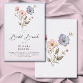 Moderne geperste wilde bloemen blauwe bruids brunc kaart