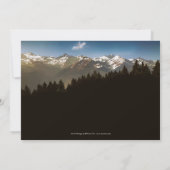 Moderne geschilderde bergen na bruiloft uitnodigin kaart (Achterkant)