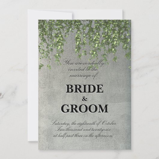 Moderne gestructureerde betonnen muur met groene w kaart (Voorkant)