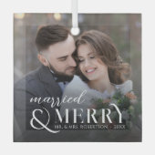 Moderne getrouwde en vrolijke Passen getrouwd Foto Glas Ornament (Voorkant)