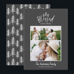 Moderne, gezegende kerstfoto feestdagenkaart<br><div class="desc">Moderne,  minuscule kerstfeestelijke kerstkaart. Met moderne handgetekende tekst en bomen. De achtergrondkleur kan worden aangepast.</div>