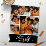 Moderne gezinsfotocollage planner<br><div class="desc">Maak een persoonlijke planner met behulp van deze gemakkelijke fotocollagesjabloon. Voeg foto's toe aan de voorkant, inclusief het jaar, uw familienaam en uw naam of andere aangepaste tekst, en een foto op volledige grootte op de achterkant.</div>