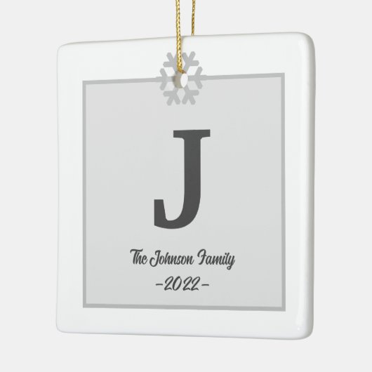 Moderne gezinsmonogram Real Estate Kerstmis Keramisch Ornament (Links)