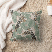 Moderne giraffe op paddenkleurige achtergrond  kussen (Deken)