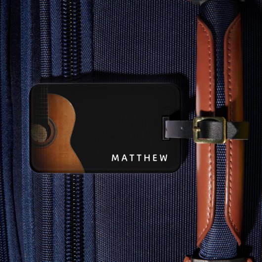 Moderne Gitarist Muzikant Zwart en Wit Foto Bagagelabel (Voorkant Insitu 4)