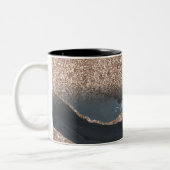 Moderne Glitter Marmeren Monogram Tweekleurige Koffiemok (Links)