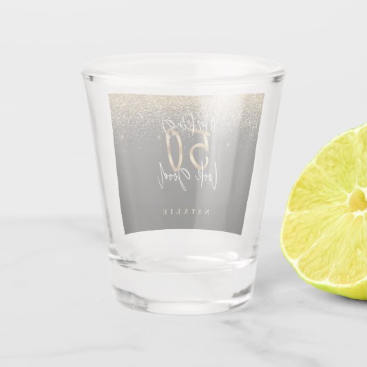 Moderne glitter zwart en goud 50e verjaardag shot glas (Achterkant)